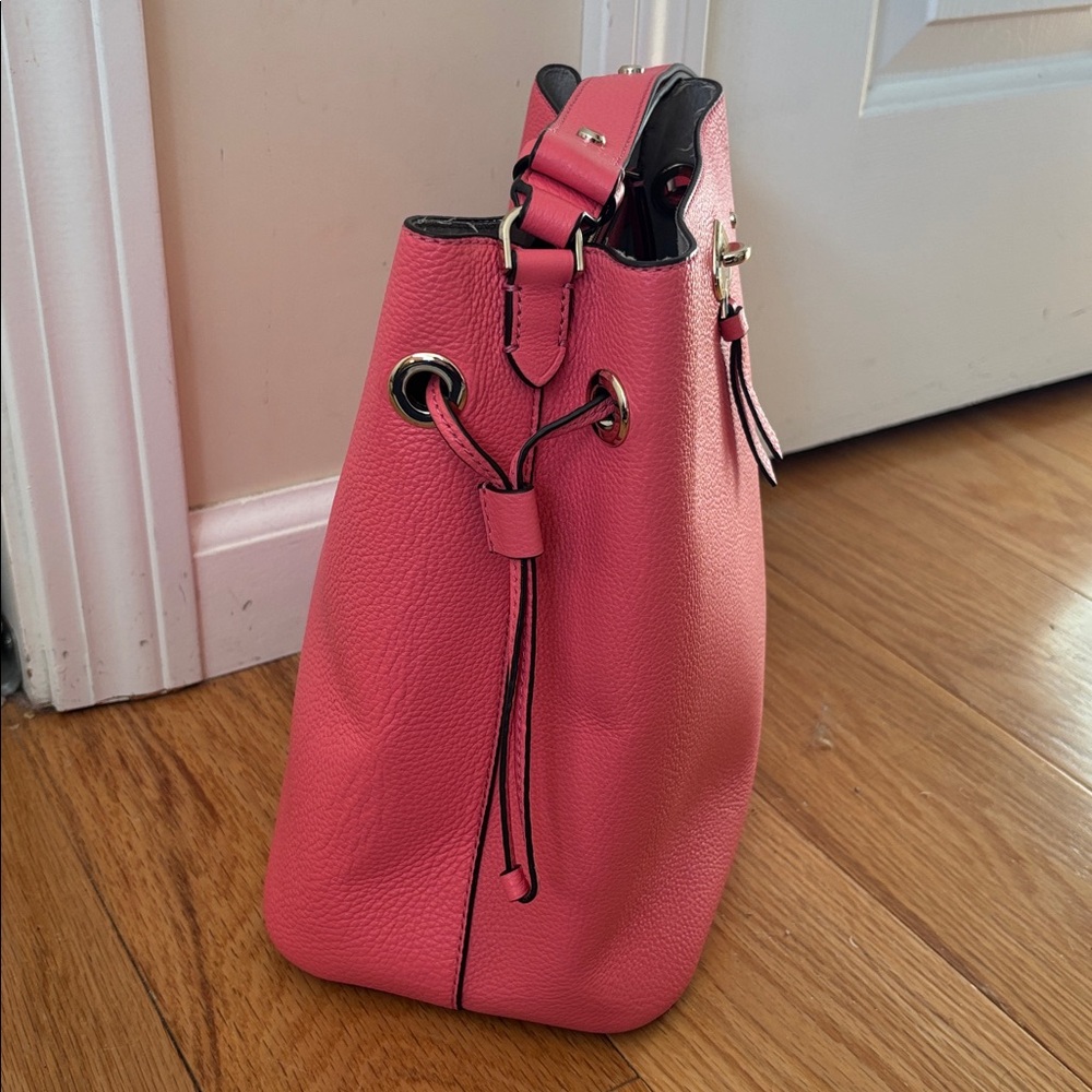 Kate Spade Marti Convertible Pebbled Leather bucket bag in carnation pink - Picture 7 of 16